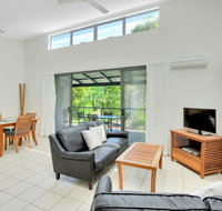 Baden 46 - Rainbow Shores Walk To Beach Top Floor Air conditioned Unit Pools - Accommodation Search