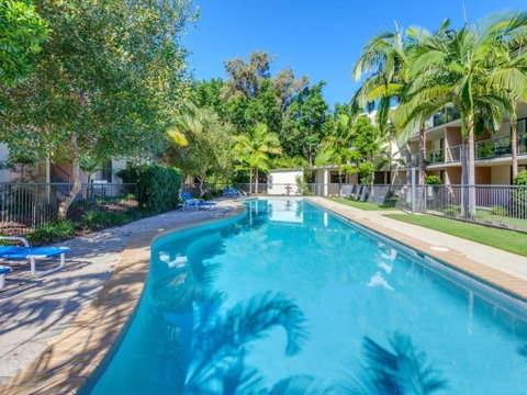 Baden 70 - Rainbow Shores, Ground Floor, Air Con, Overlooking Lap Pool - Accommodation Search 0