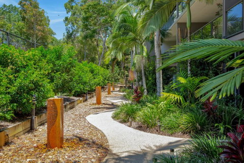 Baden 70 - Rainbow Shores, Ground Floor, Air Con, Overlooking Lap Pool - Accommodation Search 3
