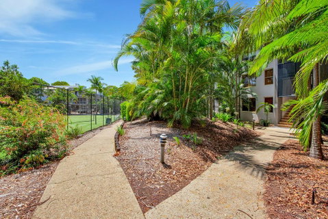 Baden 70 - Rainbow Shores, Ground Floor, Air Con, Overlooking Lap Pool - Accommodation Search 2