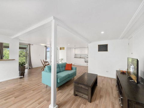 Bailey House - Accommodation Search 0