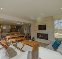 Baileys Beach House - Accommodation Search