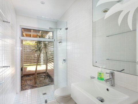 Banksia - Accommodation Search 2