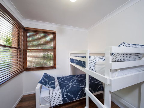 Barefoot Beach House, 24 Essendene Road - Accommodation Search 2