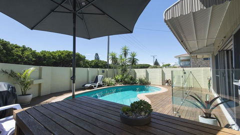 Barefoot In Lennox- WiFi - Foxtel - Pool - Accommodation Search 1