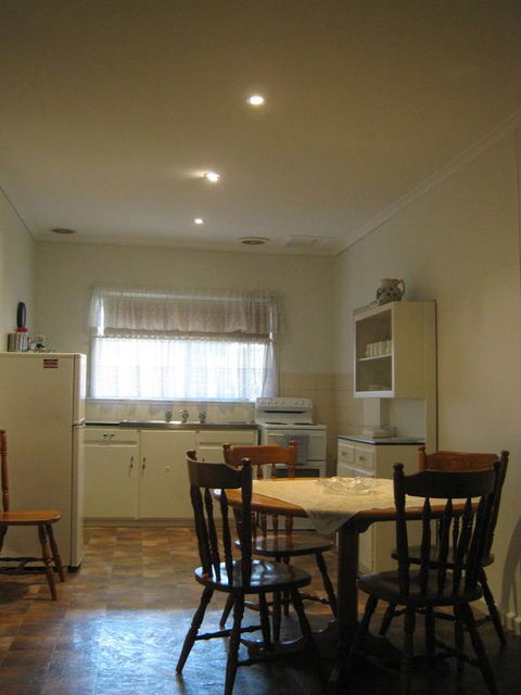 Basedow Units Tanunda - Accommodation Search 1