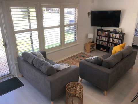 Bay Breeze Cottage - Accommodation Search 3