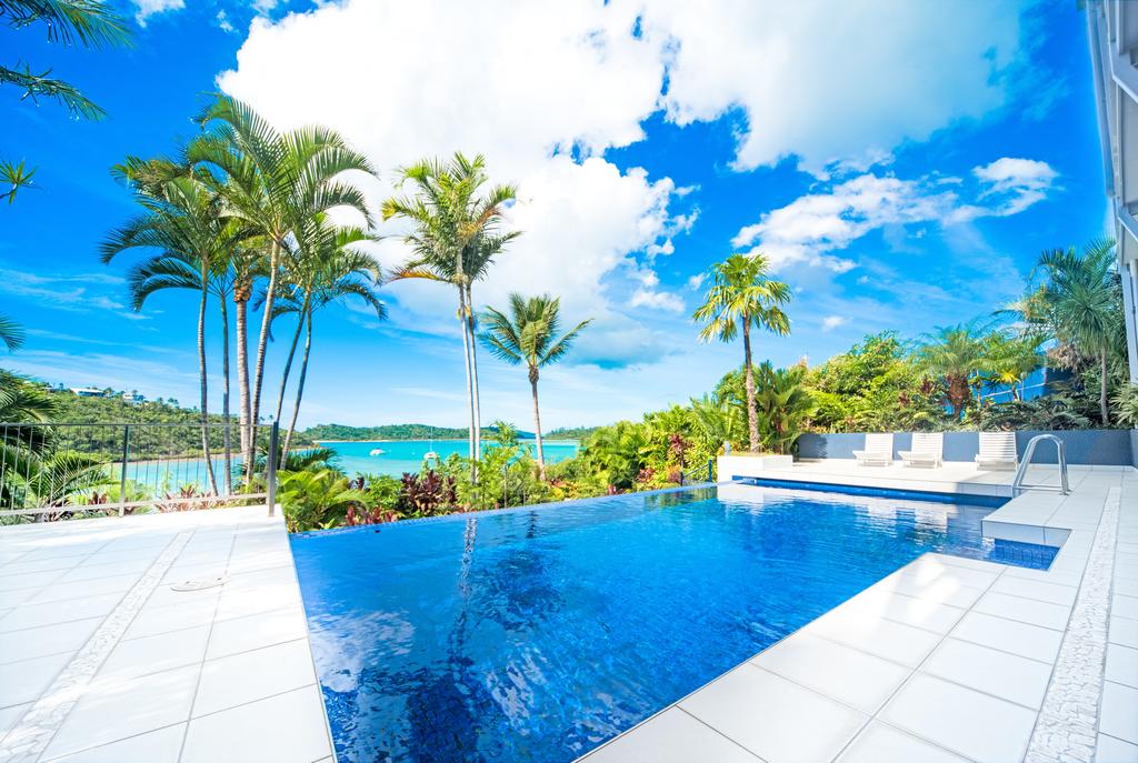 Shute Harbour QLD Accommodation Search