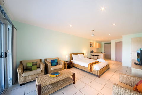 Baybliss Apartments Studio 3 - Accommodation Search 1