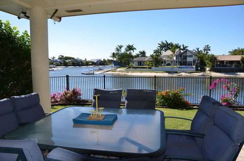 Bayz Maroochy Waters - Accommodation Search 1