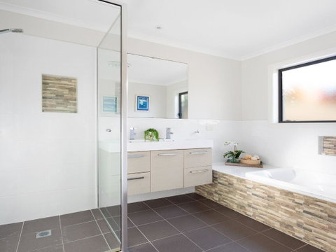Beach 'Shac' On Parkway - Accommodation Search 2
