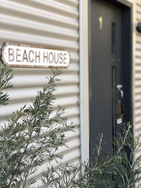 Beach Holiday Apartments - Accommodation Search 3