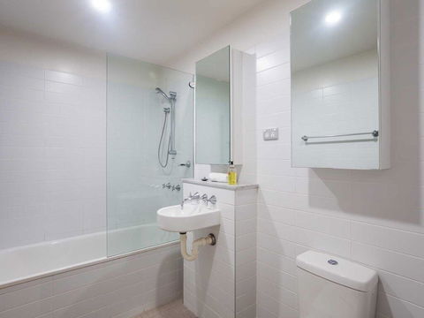 Beach House 7' 26 One Mile Close - Air Conditioned, Wifi, Foxtel, Linen - Accommodation Search 3