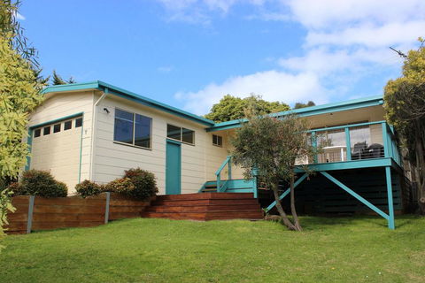 Beach House @ Smiths Beach - Accommodation Search 0