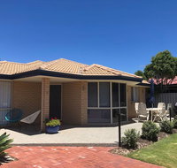 Beach House by the bay - Accommodation Search