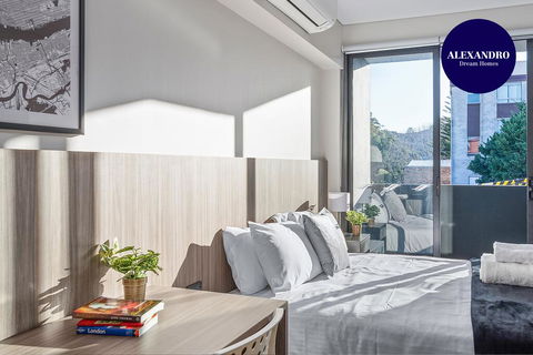 BEACH LOCATION STUDIO // CLOVELLY 4 - Accommodation Search 0