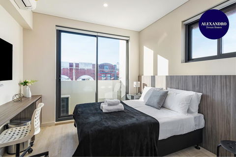 BEACH LOCATION STUDIO // CLOVELLY 5 - Accommodation Search 0
