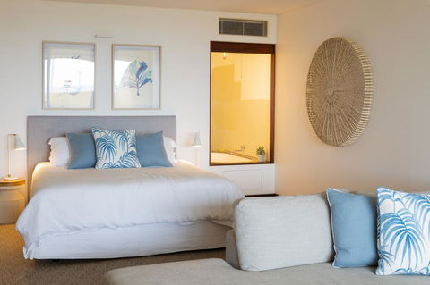 Beach Suites - Accommodation Search 3