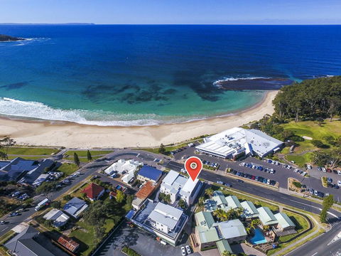 Beachfront Apartment 10 - Accommodation Search 1