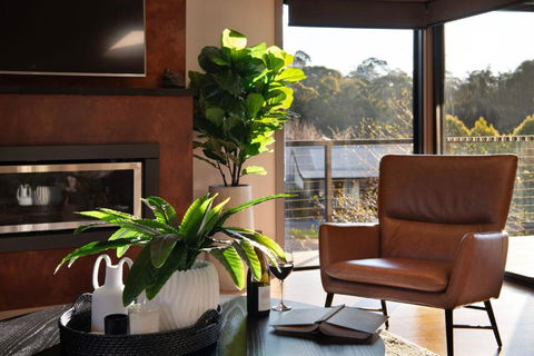 Retreat Lake Daylesford - Free Wifi - Accommodation Search 3