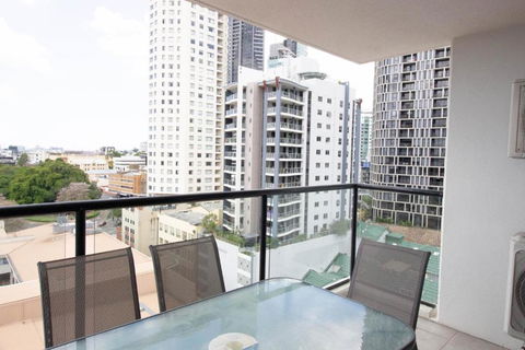 Republic Apartment - Accommodation Search 3