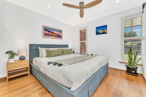 Redbrick Retreat - Generous Coastal Escape - Accommodation Search 2