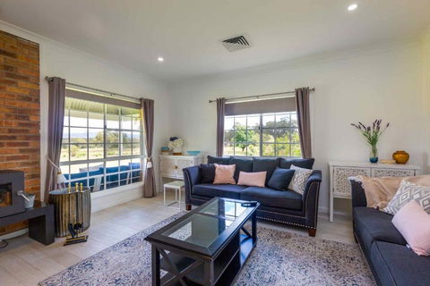 Redims Hill Cottage - Accommodation Search 1