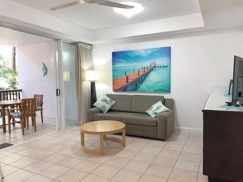 REEF RETREAT APARTMENTS PALM COVE Unit 12 - Accommodation Search 1