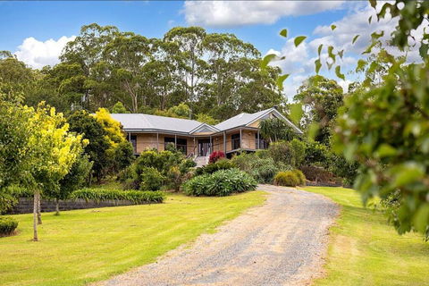 Regatta Park: Where The Land Meets The Sea - Accommodation Search 2