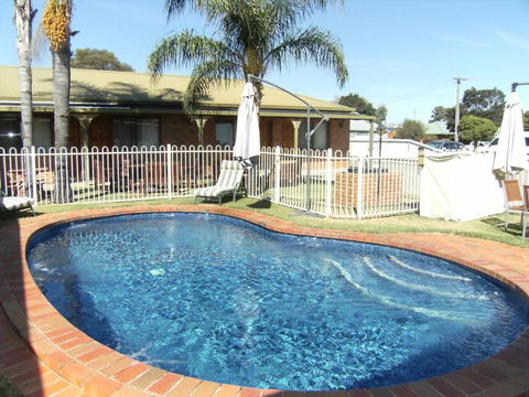 Regency Court Motel - Accommodation Search 3