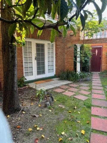 Regents Gate 53 - Accommodation Search 0
