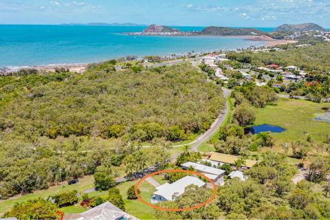 RELAX @48 CLOSE TO BEACH Sleeps 7 - Accommodation Search 0