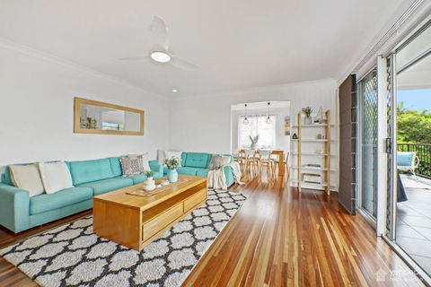 RELAX @48 CLOSE TO BEACH Sleeps 7 - Accommodation Search 2