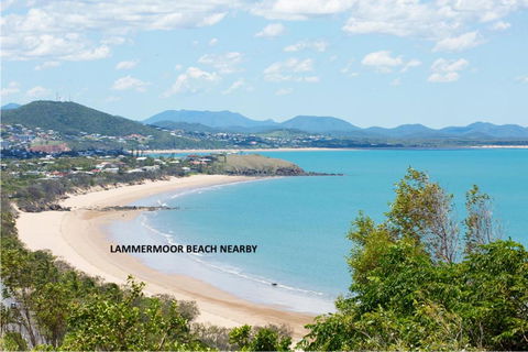 RELAX @48 CLOSE TO BEACH Sleeps 7 - Accommodation Search 1