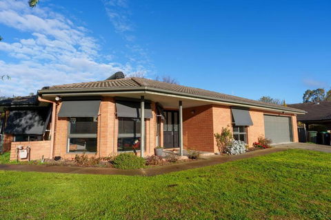 Relaxing 3bd In Tranquil Setting - Accommodation Search 0