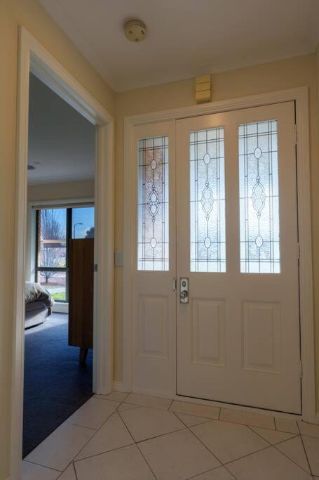 Relaxing 3bd In Tranquil Setting - Accommodation Search 3