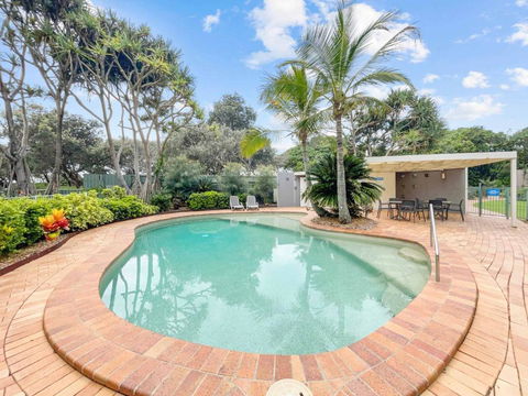 Relaxing Ocean View Apartment In Buddina - Accommodation Search 3
