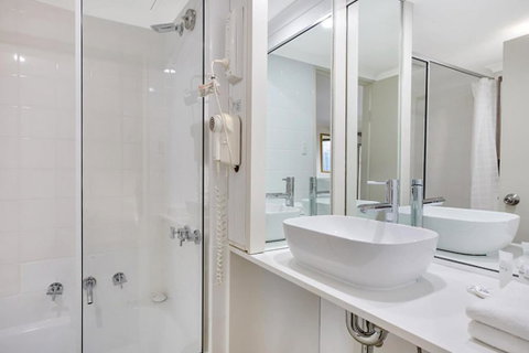 Renovated Stylish Studio - Accommodation Search 2