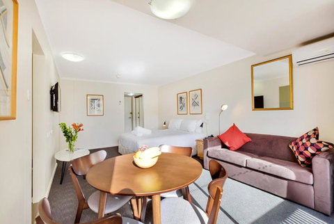 Renovated Stylish Studio - Accommodation Search 1
