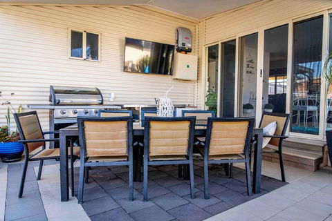 Resort On Morgan With Beautiful Private Pool, Pet Friendly - Accommodation Search 3