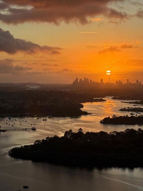 Rhea Home Waterfront Flat Rhodes, Sydney - Accommodation Search 2