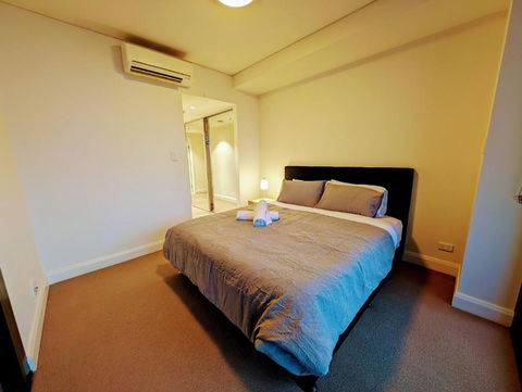 Rhodes Two Bedroom Apartment With Fantastic Water View - Accommodation Search 1