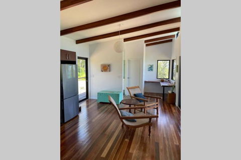 Ridge Cabin - Stunning Views - 5km From Neighbours - Accommodation Search 2