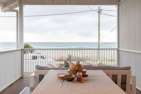 Rigi On Currumbin Beach - Accommodation Search 1