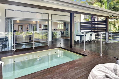 Ripples On The Beach - Beachfront Mission Beach - Accommodation Search 0