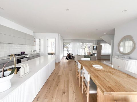 Riva House - Accommodation Search 3