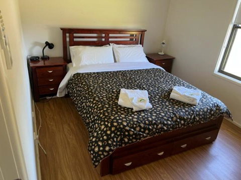 RIVER DOWNS COTTAGE - Accommodation Search 0