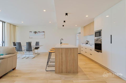 RIVERFRONT BREEZE @ The Cosmopolitan Unit10307 - Accommodation Search 0