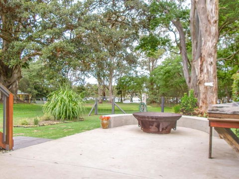 Riverside Retreat - Accommodation Search 2