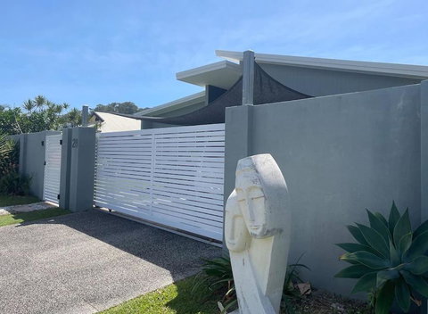 Relax At Trinity Beach Getaway, Blue Lagoon, Trinity Beach - Accommodation Search 1